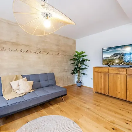 Grosse Hoamat Daire Grobming