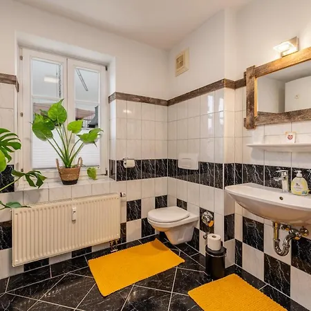 Grosse Hoamat 아파트 *