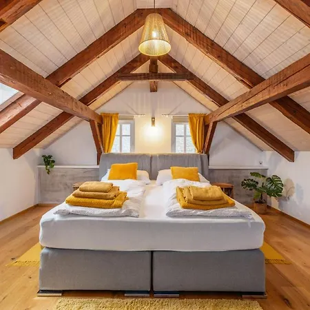 Grosse Hoamat Daire Grobming